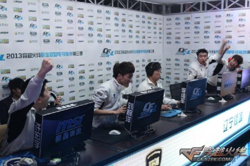 离开各自的 离开各自的