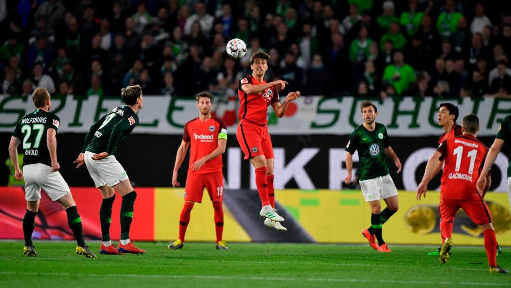 中场球员辅 中场球员辅