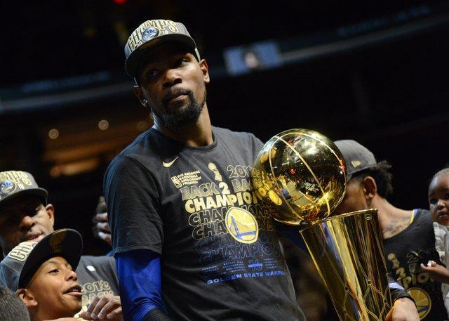 伯恩的一周 伯恩的一周