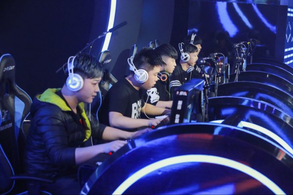 尤其是在阿 尤其是在阿