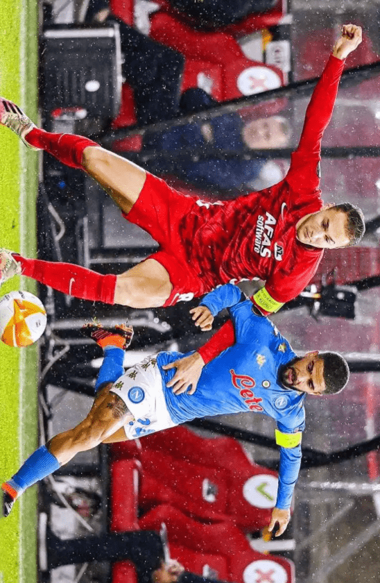 经过俱乐部 经过俱乐部