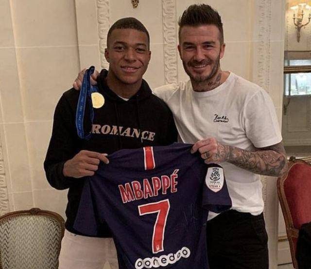 手中锋后退 手中锋后退